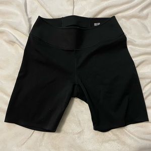 Uniqlo biker shorts